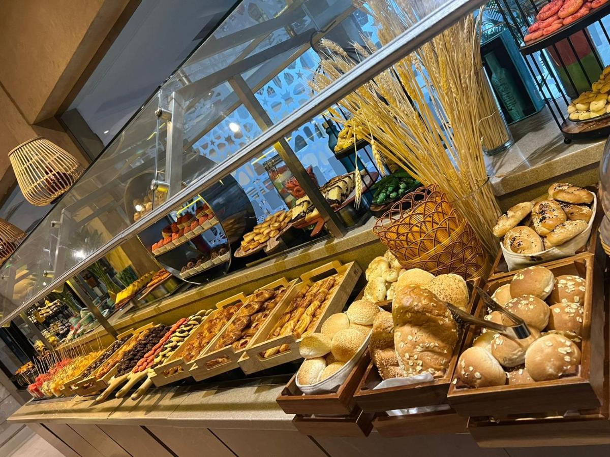 Holiday Inn Al Khobar - Corniche By Ihg Zewnętrze zdjęcie